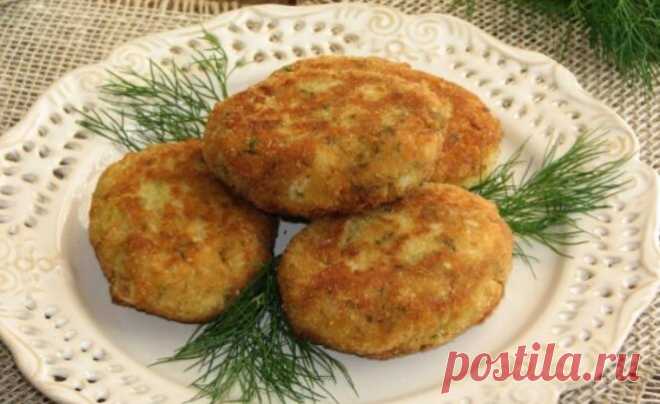 Когда жарю эти капустные котлеты, в гости всегда жду соседей: то новости рассказать зайдут, то поговорить. Жарю три сковорды: разлетаются | В саду у Валентинки | Дзен