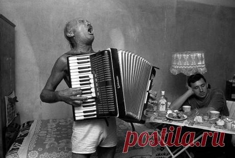 (+1) тема - Русские глазами американцев: самые странные обычаи россиян по мнению жителей США | Среда обитания