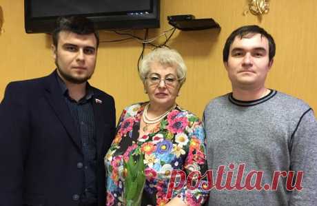 С Праздником весны!