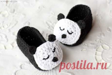 Пинетки «Спящая панда», связанные крючком