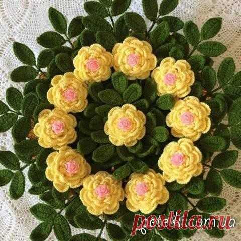 Декоративная салфетка с розами. Мастеркласс