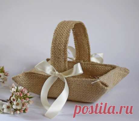 Little burlap flower girl basket. Khaki / natural jute for rustic weddings