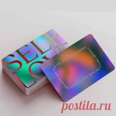 16 Striking Business Card Trends of 2024 (+ 54 Examples) | Looka