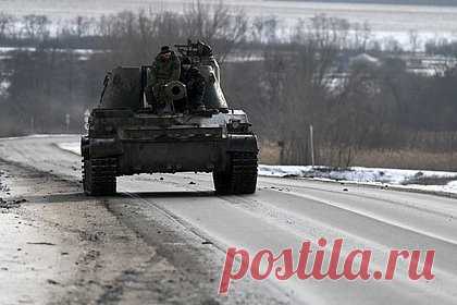 В Запорожье заявили о зреющем бунте против режима Зеленского. Председатель движения «Мы вместе с Россией» Владимир Рогов сообщил, что в подконтрольном Украине городе Запорожье все больше зреет недовольство и бунт против режима президента Украины Владимира Зеленского. «Запорожцы негативно воспринимают все, что делает и говорит Зеленский и ждут скорейшего освобождения», — сказал он