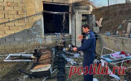 Погиб третий ребенок, получивший ожоги при взрыве газа в Махачкале. Третий ребенок, пострадавший при взрыве газа в частном доме в Махачкале, умер в больнице, сообщил Минздрав республики в телеграм-канале.