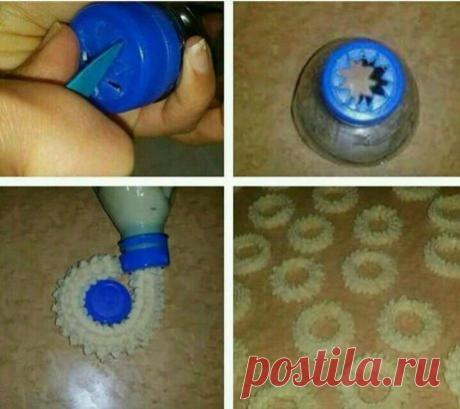 Печенье &quot;взлётное&quot;. Быстро, просто, вкусно!
Мука-400гр. 
сахар-200гр.  
масло сливочное-300гр.  
яйца -3шт. 
Соединить яйца, сахар, масло. Взбить миксером в однородную массу. Затем соединить с мукой, замесить тесто. Включить духовку. Отсадить на противень. Выпекать при температуре 200-220°С в течение 10 минут.