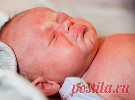 Губки дрожащие — плач на подходе. Вот от чего мое сердце заходит... Самая горечь – родного ребенка полные слез и обиды глазенки…