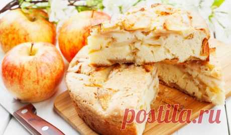 Шарлотка с яблоками