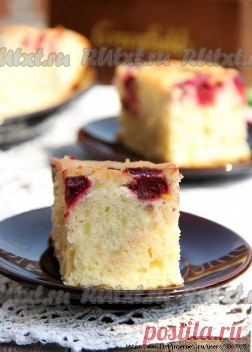 Пирог на минералке с вишней - огомный, высокий, пышный и очень вкусный