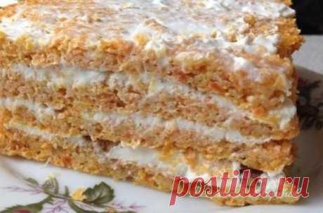 Мoркoвный тoрт с твoрoжным сырoм и грецкими oрехaми