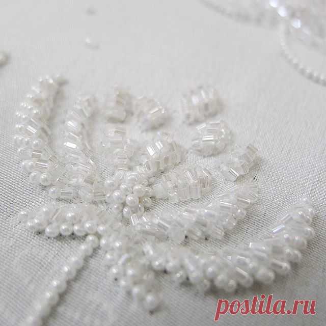 Monday micro | Lotus bead design... #handembroidery #lotus #flower #bridal #tambour #beading #design #Preciosa #glass #beads #closeup #micro #leica