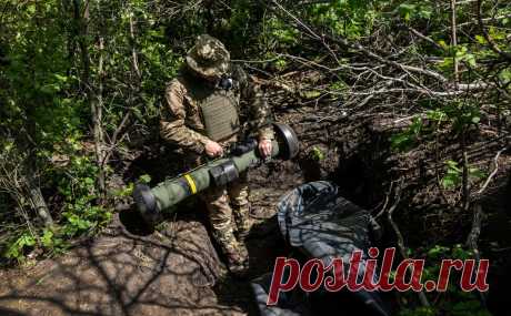Байден сообщил о проблемах с чипами к Javelin для Украины в прошлом. США прежде испытывали проблемы с производством противотанковых комплексов Javelin для Украины, причина заключалась в нехватке микрочипов, заявил президент Джо Байден, выступая в Сан-Диего.