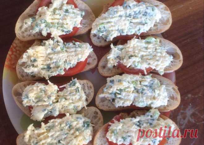 Красивые бутерброды на скорую руку с сыром и помидором - пошаговый рецепт с фото. Автор рецепта Riddly🏃‍♂️ . - Cookpad