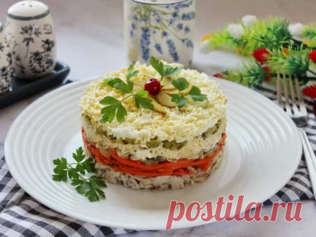Салат «Императрица» с курицей и корейской морковью — рецепт с фото пошагово