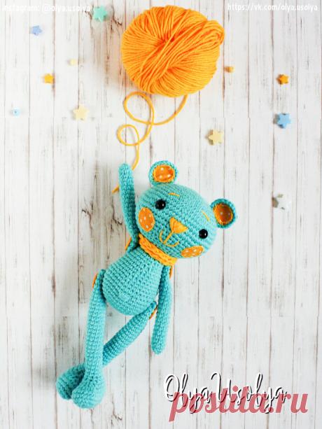 PDF Мишка Ух-тышка. FREE amigurumi crochet pattern. Бесплатный мастер-класс, схема описание для вязания амигуруми крючком. Вяжем игрушки своими руками! Медведь, мишка, медведица, медвежонок, teddy bear, suportar, bär, ours, medvěd, medvídek, nallebjörn. #амигуруми #amigurumi #amigurumidoll #amigurumipattern #freepattern #freecrochetpatterns #crochetpattern #crochetdoll #crochettutorial #patternsforcrochet #вязание #вязаниекрючком #handmadedoll #рукоделие #ручнаяработа #pattern #tutorial #häkeln
