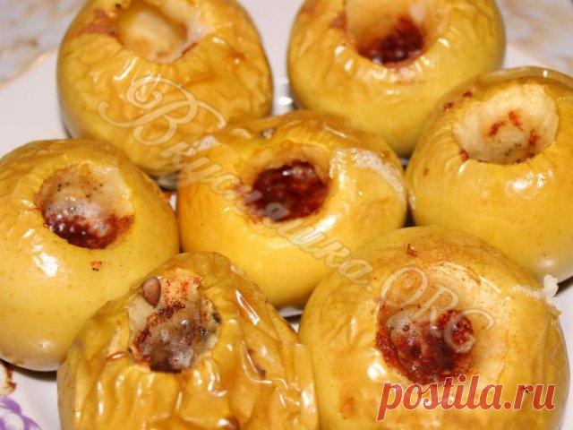 Запеченные яблоки с медом и корицей. Рецепт с фото