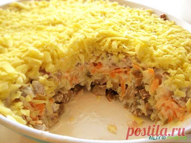 Салат "Белая ночь" ( Очень вкусный салатик!!!)