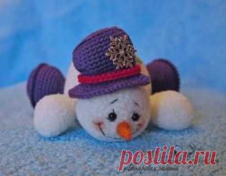 Весёлый снеговик