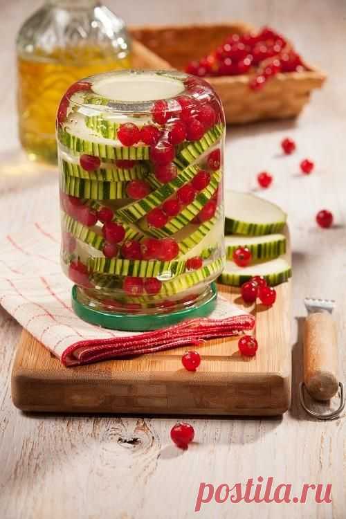 Вкус лета: 10 ярких рецептов с красной смородиной / рецепты / 7dach.ru