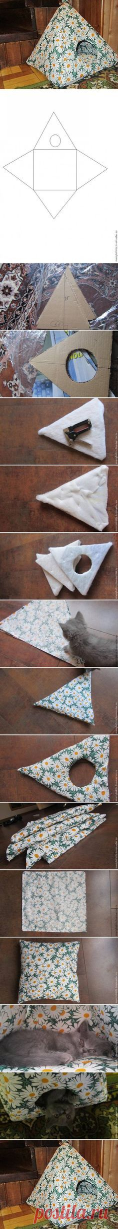 DIY House for Cat or small dog or make it small enough for any of your pet rodents. Love rats and all! <3