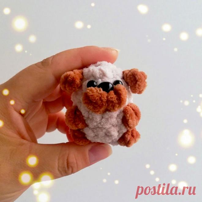 PDF Собачка крючком. FREE crochet pattern; Аmigurumi toy patterns. Амигуруми схемы и описания на русском. Вязаные игрушки и поделки своими руками #amimore - собака, пёс, плюшевая собачка, маленький щенок из плюшевой пряжи, пёсик.