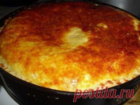 Обалденный луковый пирог со сметанной заливкой — вкусно и быстро!