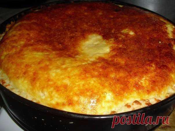 Обалденный луковый пирог со сметанной заливкой — вкусно и быстро!