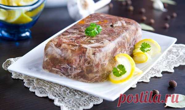 Студень из свиных ножек: самый вкусный деликатес. Секретный рецепт! Предлагаю вашему вниманию уникальный рецепт приготовления необычайно вкусной закуски – студень. Это очень вкусное, нежное и сытное блюдо. Ингредиенты: · 4 шт свиные ножки, · 5 шт яйца, · 2 шт моркови, · 2 шт лука, · 1 шт корень петрушки, · 3 шт лаврового листа, · Соль по вкусу, · Приправа...