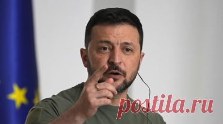 Зеленский назвал удары КАБ серьёзной проблемой для ВСУ. Владимир Зеленский на пресс-конференции в Испании назвал российские корректируемые авиабомбы (КАБ) серьёзной проблемой для ВСУ. Читать далее