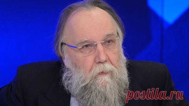 Захарова обвинила Лондон в преследовании жертв терроризма на примере Дугина