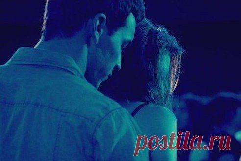 Никогда не пытайтетесь вернуть тех, кто сам от вас отказался..