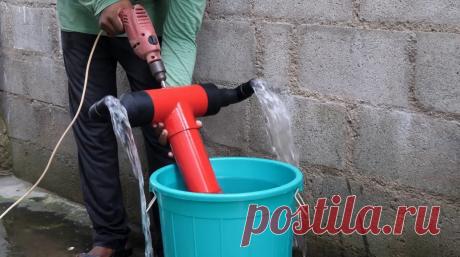 Мощная помпа с двумя выходами (привод от дрели) Приветствую всех любителей помастерить, предлагаю к рассмотрению инструкцию по изготовлению производительной помпы, которая приводится в действие дрелью. Самоделка имеет два выхода, при испытаниях из обоих патрубков идет неплохой напор воды. Конечно, высота подъема и напор будет во многом зависеть