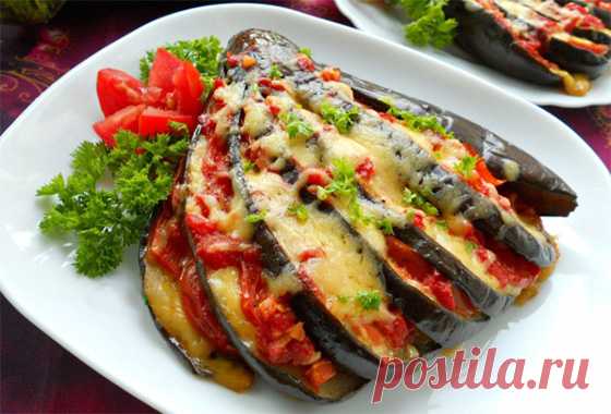 Баклажаны, фаршированные помидорами и сыром — Сад Заготовка