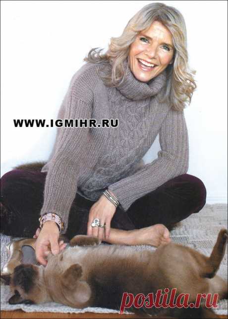 Серый свитер с рельефным узором, от финских дизайнеров. Спицы.