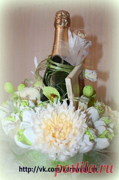 Хризантема из конфет