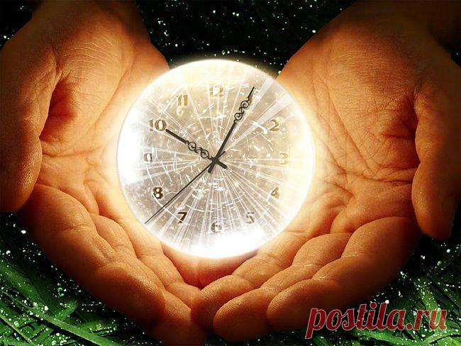 АРИЙСКАЯ эзотерическая традиция от Рамы до христианства, в наибольшей степени усвоившего двух этих традиций, а также так называемая философия диалектического материализма сходятся в определении свойств времени как последовательности существования сменяющих друг друга явлений, органически связанной с материей, движением и пространством...