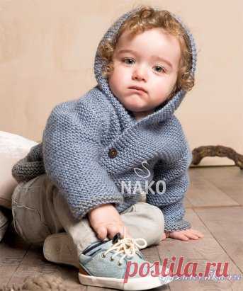 Жакет для мальчика спицами платочной вязкой
Описание: https://vjazalochka.ru/vyazanie-dlya-detej/palto-zhakety/zhaket-dlya-malchika-spicami-platochnoj-vyazkoj