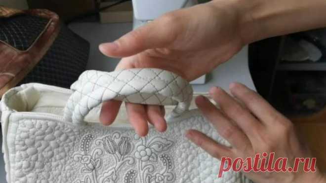 Шьём ручки на сумку Этот способ пошива ручек для сумок очень прост, и справится с ним даже начинающая швея. Однако ручки в итоге получаются крепкими, надёжными, мягкими, очень удобными в руке и, к тому же, красивыми! Под...