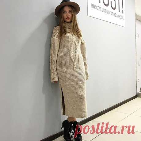 Платье с разрезами из мериносовой шерсти в наличии в новом цвете🔝🔝 Палитра пряжи невероятно большая🎀 11000₽ доступно для примерки и бронирования в москве📲💕
-------------
@couturelab_men - мужская вязаная одежда
@couturelab_kids - детская вязаная одежда
@couturelab_otziv - отзывы клиентов о нас
-------------
⚜️Oversize
⚜️Изделия в наличии и на заказ
⚜️Повторим для Вас в любом цвете
-------------
⚜️Для заказа Direct\Telefon\WhatsApp\Viber
• +7 985 920 18 52 •
----------...