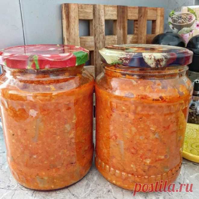 🌶Ловите рецепт вкуснейшей закуски «ТАТАРСКАЯ ПЕСНЯ» 😃 Такая закуска из кабачков понравится многим! 📝Ингредиенты: Кабачки — 2 кг Перец сладкий (сезонный) — 2-3 шт Морковь...