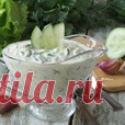 Сливочно-огуречный соус с чесноком - кулинарный рецепт