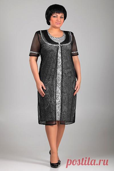 Платье-костюм создано для деловых и активных женщин