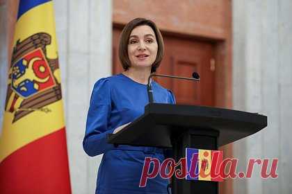 Санду начала консультации по референдуму о вступлении Молдавии в ЕС. Президент Молдавии Майя Санду начала консультации с экспертами и журналистами по вопросу референдума о вступлении республики в Евросоюз (ЕС). По словам главы государства, настала очередь граждан заявить, что они готовы «строить по-настоящему европейскую страну, где преобладают мир, стабильность и благополучие».
