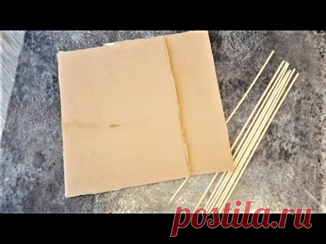 ДЛЯ  ЭТОЙ  ПОДЕЛКИ  МНЕ  НУЖЕН  КАРТОН И  ШПАЖКИ...