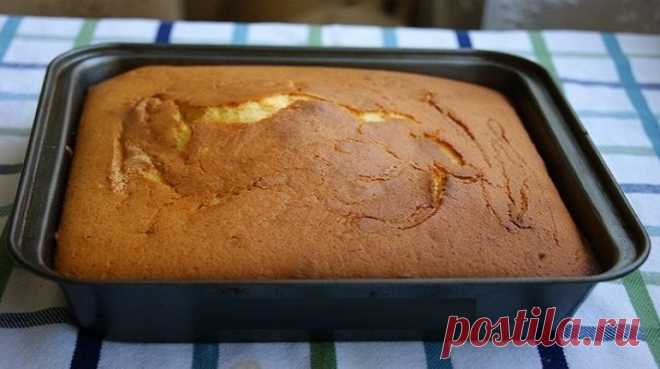 Очень вкусное, нежное, мягкое и тающее во рту пирожное.