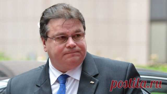*Не трогайте русских, а то придёт русский медведь.* Короткое заявление министра МИД Литвы, а столько здравого смысла, что удивляешься, где они такого здравомыслящего от ас прятали. Однозначно, нужно почаще возвращать территории - все вежливые и сговорчивые становятся. Да закон тайги живёт в нас всех - его только пиджаком  и одеколоном прикрыли. Помните об этом.