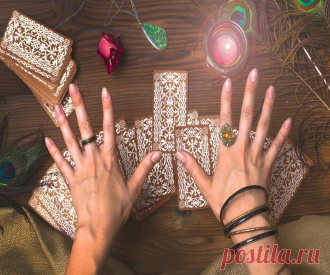 Гадание - ответ на вопрос. Один вопрос бесплатно гадалке. Задать вопрос гадалке онлайн Один вопрос бесплатно гадалке. Онлайн гадания на любовь, отношения и будущее. Интересные расклады Таро, Ленорман, на игральных и цыганских картах в режиме онлайн