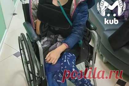 В России врачи не заметили у сбитой «Газелью» школьницы переломы и выписали из больницы