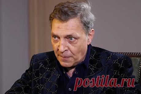 Журналист Невзоров высказался о возможном возвращении в Россию. Журналист Александр Невзоров, в отношении которого в России возбудили уголовное дело за распространение фейков, оценил вероятность возвращения в Россию. «Я сейчас как бы в некоторых сомнениях и колебаниях, но у меня всегда было плохо с благоразумием, поэтому я все-таки вероятно вернусь в Россию», — сказал Невзоров.