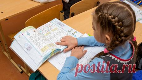 В Германии пропала девятилетняя беженка с Украины. Девятилетняя украинка Валерия пропала в Германии по пути в школу 3 июня. Об этом сообщает Bild. По данным издания, пропажей девочки встревожена вся страна. Возможной причиной исчезновения ребенка называют встречу с биологическим отцом, ...